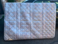Free double mattress for pick up in Welland