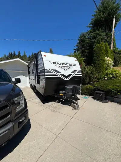 20 ft 2021 GD Transcend. I200MK. Immaculate. The recliners are on slide out. Don’t know why the fina...