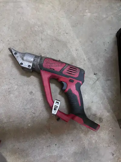 Milwaukee 2635-20 M18 Cordless 18 Gauge Double Cut Shear , View more