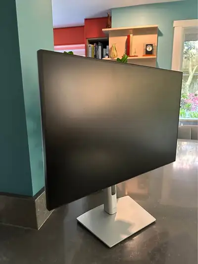 Upgrade your setup with this gorgeous Dell monitor!, View more
