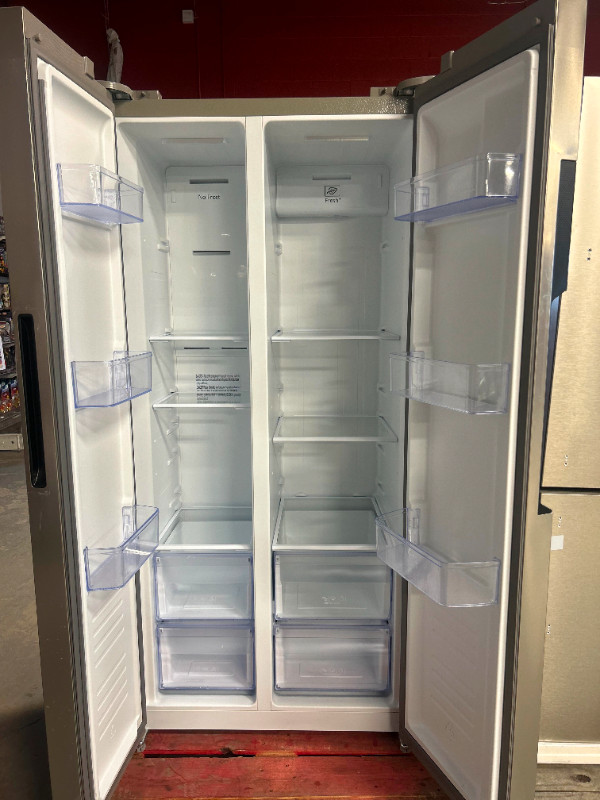 Hamilton Beach Réfrigérateur// HBF1558 garantie 12 mois in Refrigerators in Drummondville - Image 2