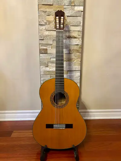 Guitare classique Alvarez Yairi CY118 – Fabriquée au Japon Superbe guitare classique haut de gamme f...