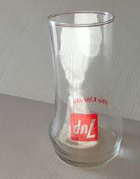 7Up Uncola vintage upside down soda fountain glass