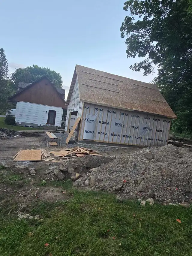 Renovation Team On Time572866417856368642