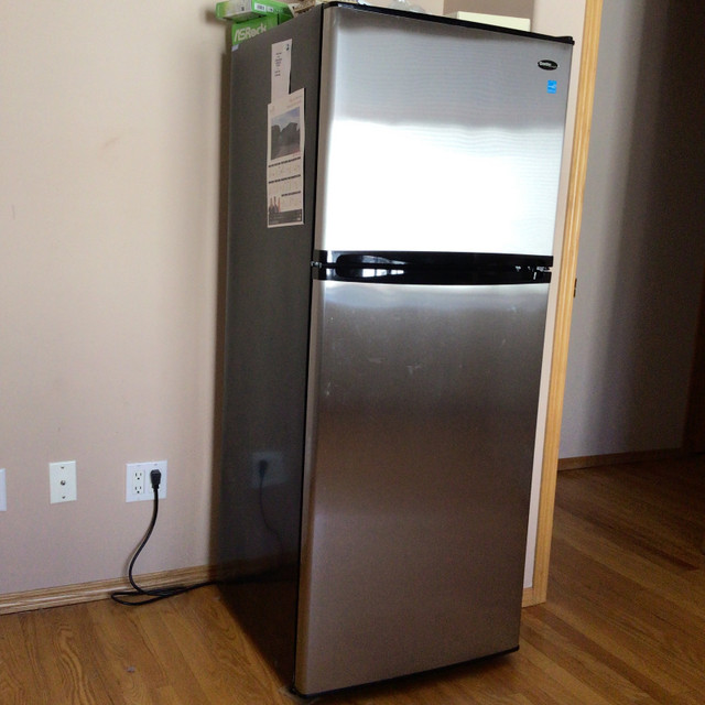 59”x24” fridge, works perfect, stainless steal finish, 200$ in Refrigerators in Winnipeg - Image 3