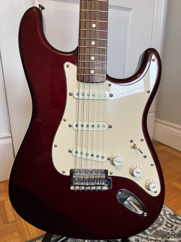 Fender MIM Stratocaster - upgraded in Guitars in Kingston - Image 2