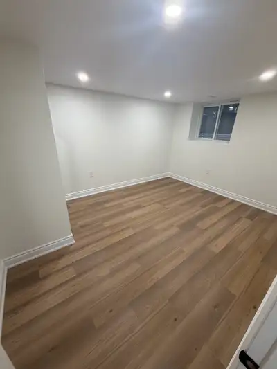 Room for rent Private and Shared Near Sheridan College (15 min walk) Near Brampton Gateway Terminal...
