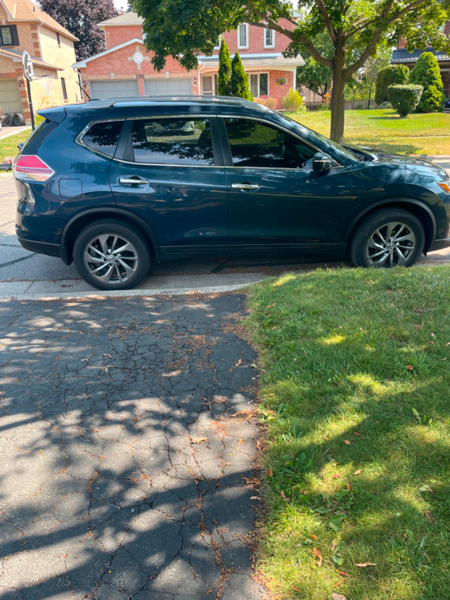 2015 Nissan Rogue SL AWD 100,700km in Cars & Trucks in Oshawa / Durham Region