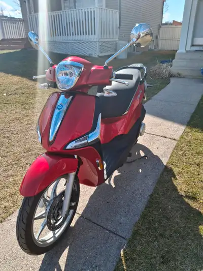 Bought it at a dealership in Edmonton during mid autumn of 2023. Selling it because I don't use it a...