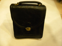 Vintage Men's Leather Zippered Bag Reduced