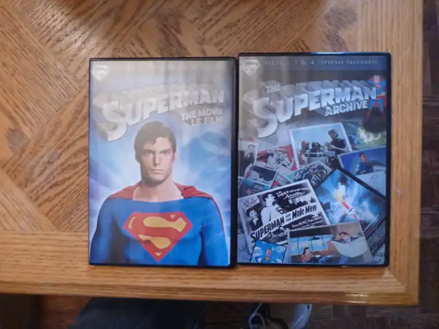 Superman Special Edition ( 4 DVDs)    mint  $10.0062863265140737122