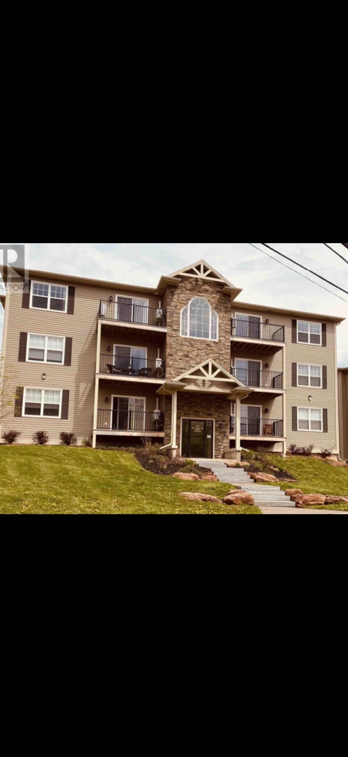 Condo for Rent – In Stratford Beautiful, professionally cleaned and freshly painted main-floor condo...