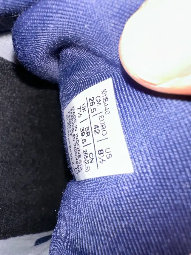 Asics Kayano 29 size US 8.5 in Men's Shoes in Mississauga / Peel Region - Image 7