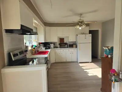 Room for rent in Elmira for someone with full-time employment. Shared kitchen, dining and washroom w...