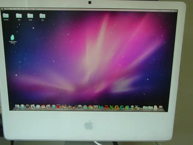 APPLE  IMAC  MAC OS X VERSION   10.6.8 in Desktop Computers in Longueuil / South Shore - Image 3