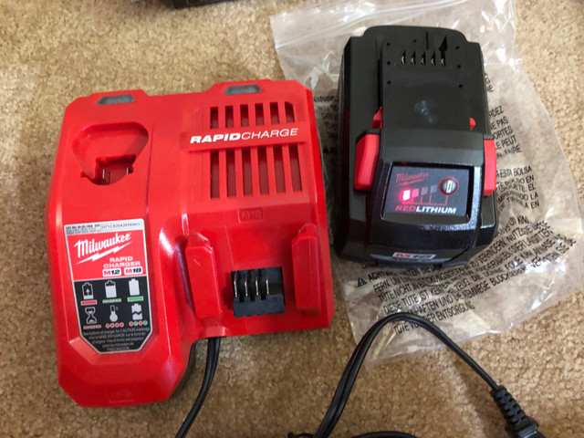 Milwaukee M18 8.0amp XC  HO starter kit⛑⛑ in Power Tools in Markham / York Region - Image 3