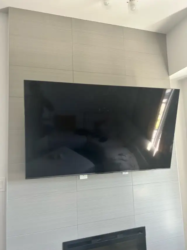 HISENSE SMART TV 65 inch in TVs in Gatineau - Image 3