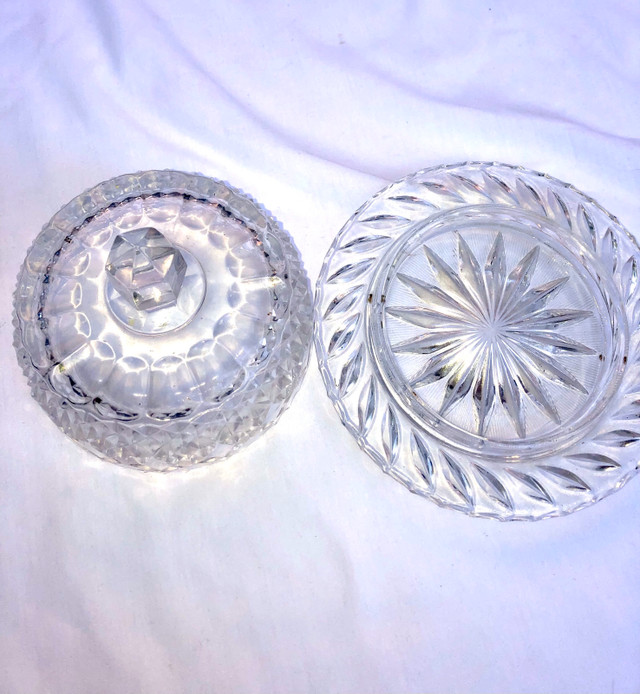 Crystal Round Butter Dish in Kitchen & Dining Wares in City of Toronto - Image 2