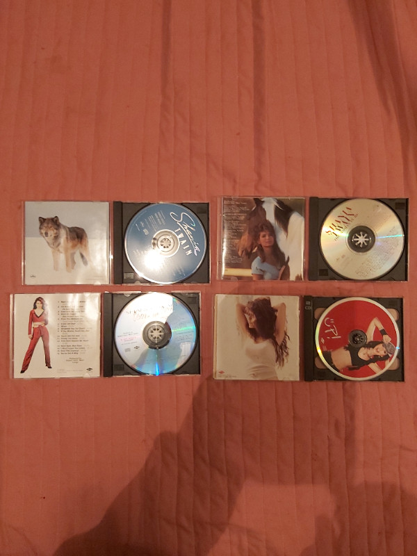 Good Condition! Vintage Shania Twain CD Set dans CD, DVD et Blu-ray  à Saint-Jean - Image 3