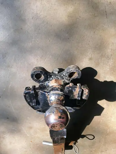 Heavy Duty Tow Hitch, View more