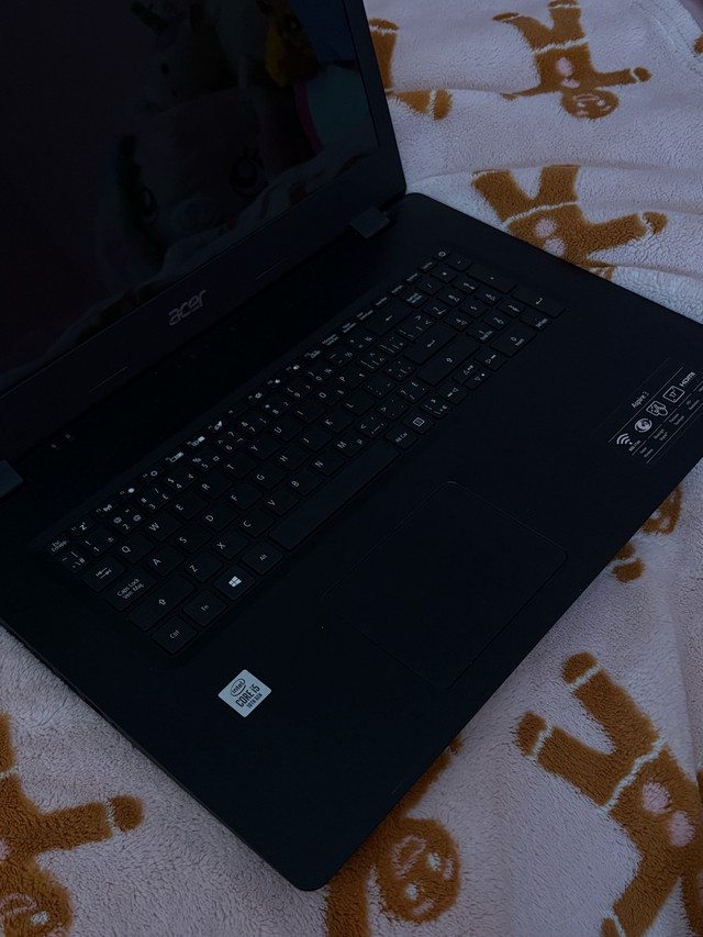Acer Aspire 3 17.3” Laptop – Core i5 10th Gen, Black in Laptops in City of Toronto - Image 2