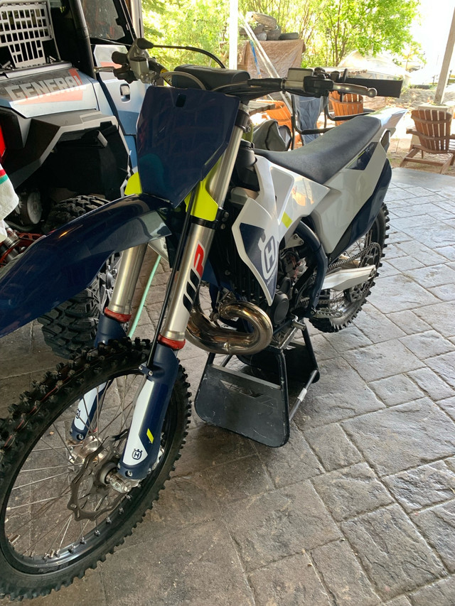 2022 HUSQVARNA TC 250/ 2010 YAMAHA YZ 250 F in Dirt Bikes & Motocross in Regina