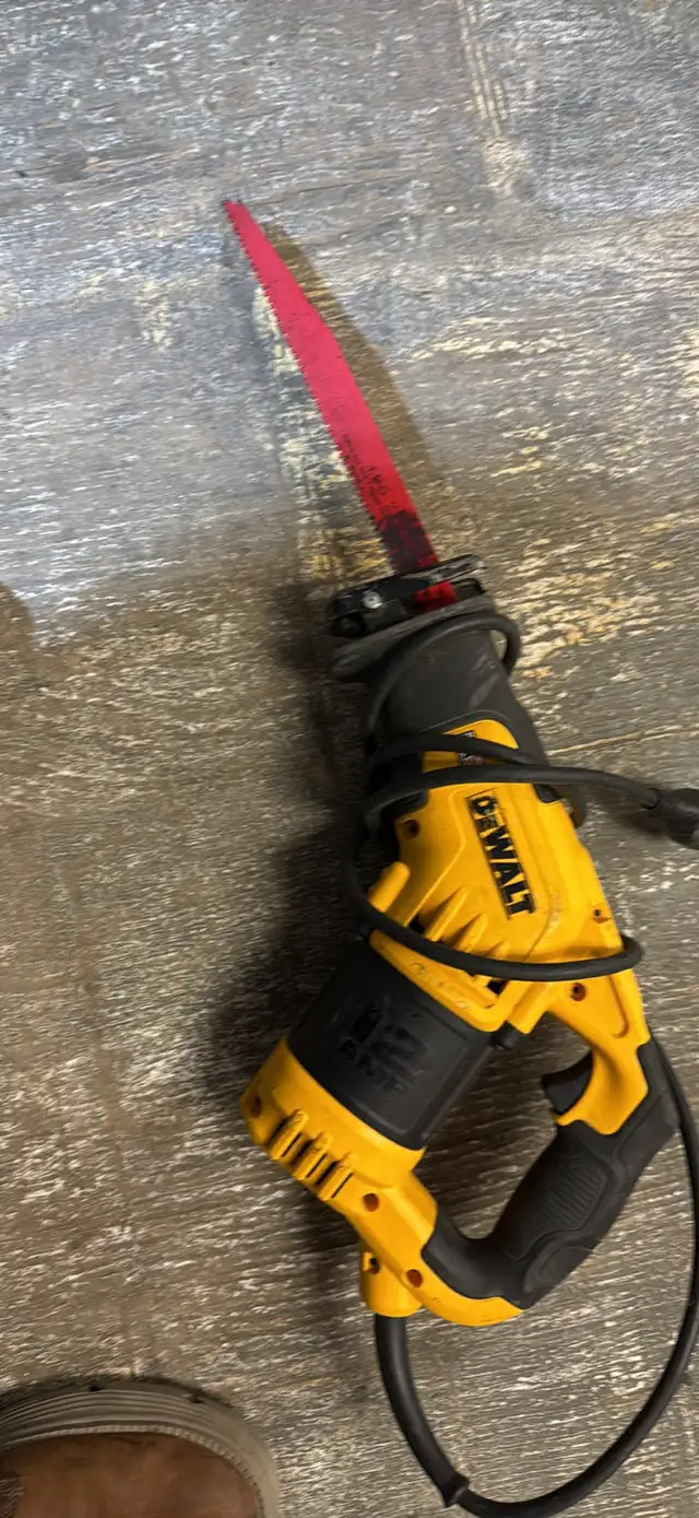 DeWalt Reciprocating Saw in Power Tools in London - Image 4
