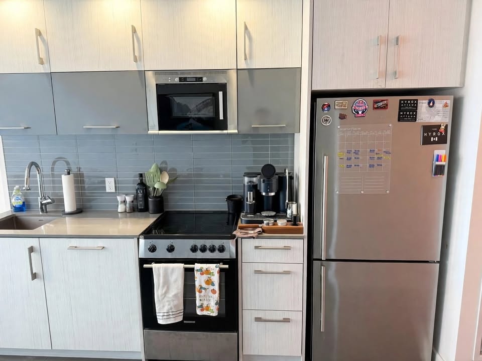 2-Storey Loft for Rent – The Bowery, Downtown Ottawa (1 Bed, 1.5 2