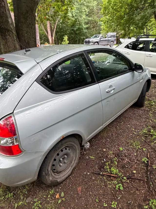 2011 Hyundai accent