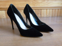 Talon haut velours noir Aldo black velvet high heel shoes 7.5