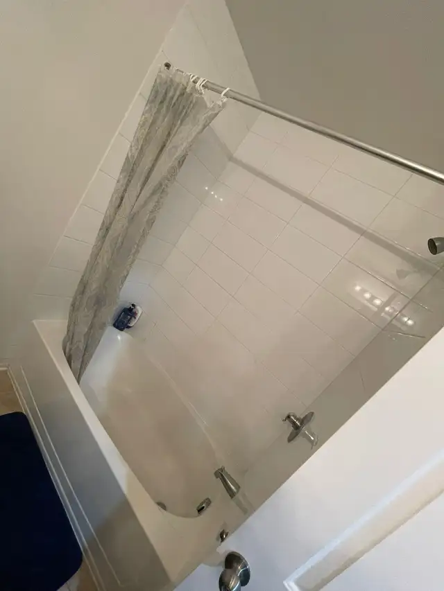 Furnished Room for rent in Barrheaven63234580181379121