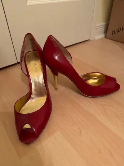 Women’s shoes size 10, View more