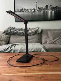 Bedside Lamp with usb