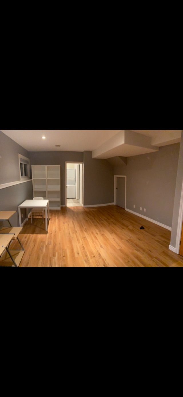 Studio apartment  in Long Term Rentals in Sudbury - Image 4