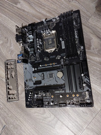 Like NEW - ASRock Z390 Pro 4 ATX motherboard (Intel LGA1151)