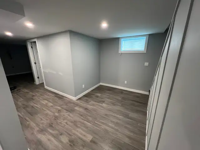 Renovated 4 BR/2B Entire House DT Vernon in Long Term Rentals in Vernon - Image 12
