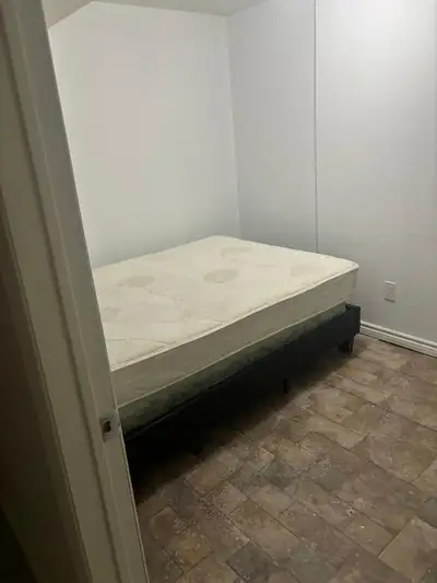 Spacious and clean basement room available for rent in a quiet and safe neighborhood. Ideal for a wo...