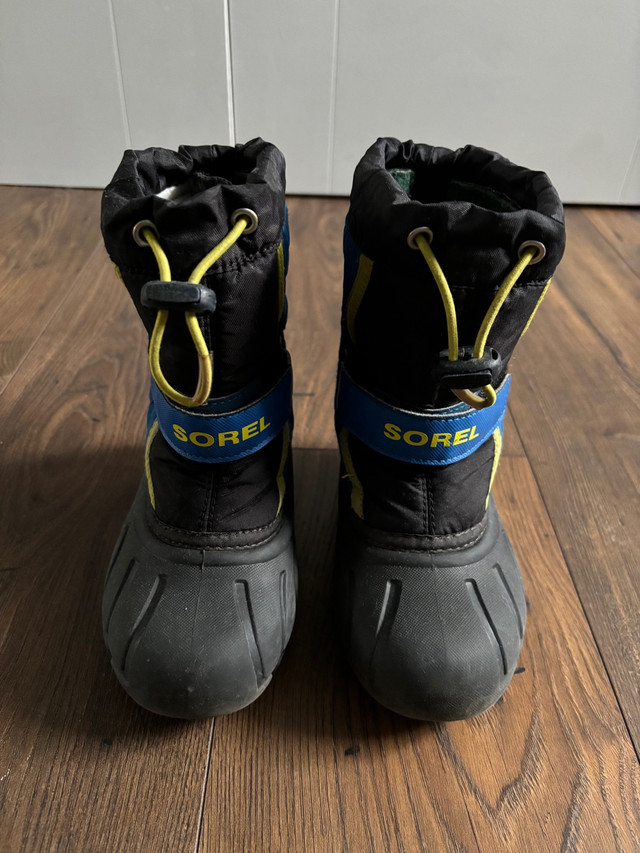 Sorel Size 11 Toddler Winter Boots in Kids & Youth in Barrie