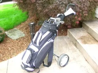 *SOLD* Ladies RH Beleive Founders Club Golf Club bag Cart Set, View more