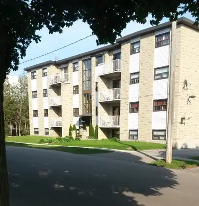 3 bedroom unit