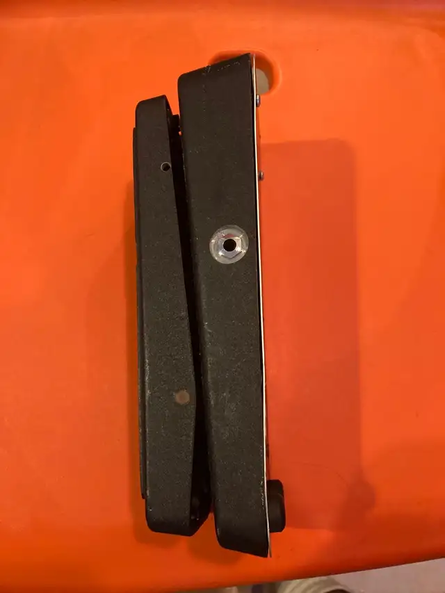 Crybaby Wah Pedal - GCB-95 in Guitars in City of Toronto - Image 6