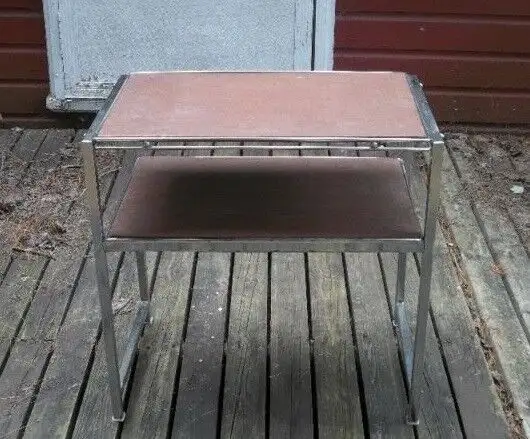 Retro Chrome Stand with Wooden Shelves in Bookcases & Shelving Units in Barrie - Image 2