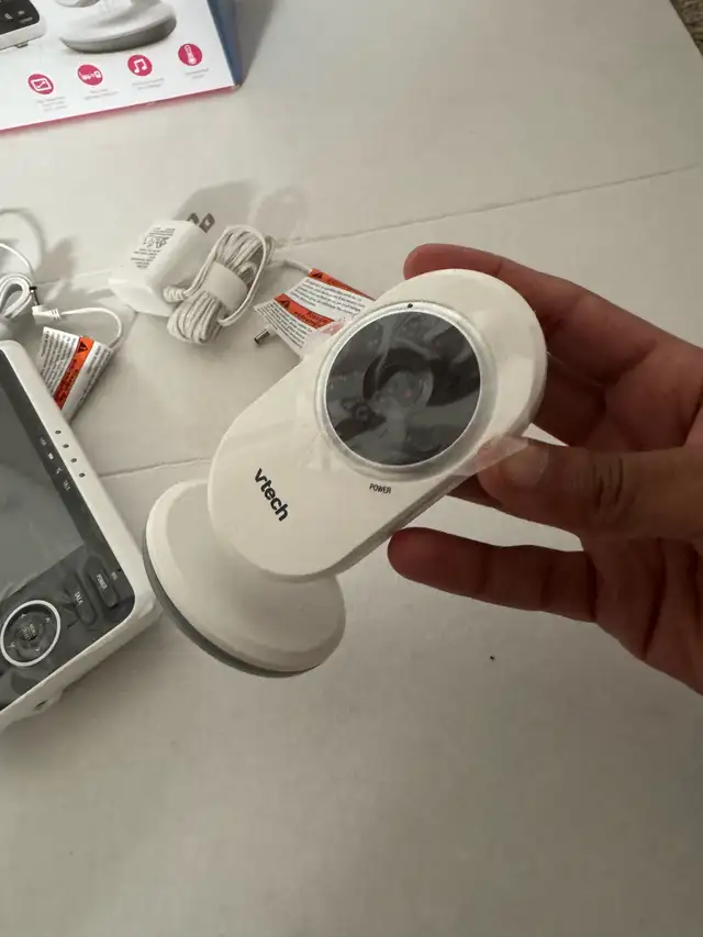 VM350 Video Baby Monitor | 5” Screen | Single Camera | Brand New62863264601090124