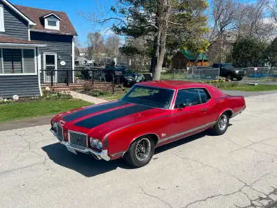 JUST OUT OF STORAGE MORE PICTURES AVALIABLE 10 LIMIT) 1971 Oldmobile Cutlass Supreme Powered By A 35...
