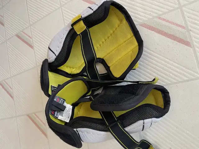 Hockey Gear $10.00 each in Hockey in Calgary - Image 6