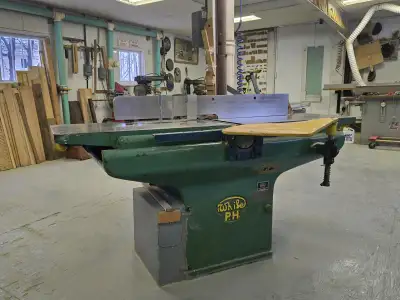 Liquidation De Machinerie À Bois - Planer / Planeur à Bois / Woo, View more