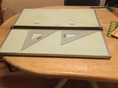 Table à dessin/drafting table, View more