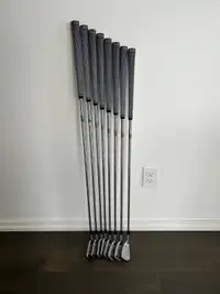 Titliest ZB Forged Iron Set/Right Handed/ PW-3