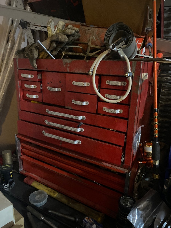 Old beach tool box snap on bottom Tool Storage & Benches Edmonton