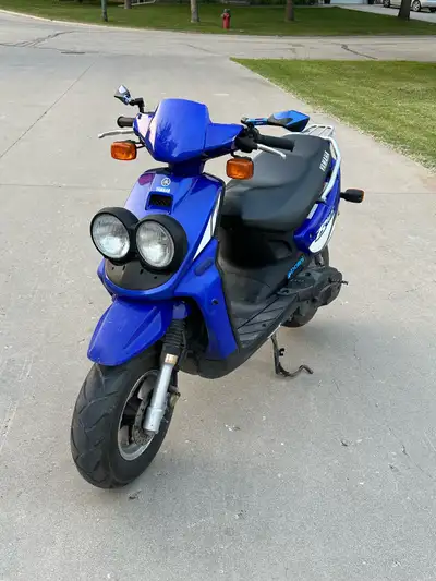 2002 Yamaha BWS 49cc Everything works like it should! No issues or problems! No cracked or missing p...